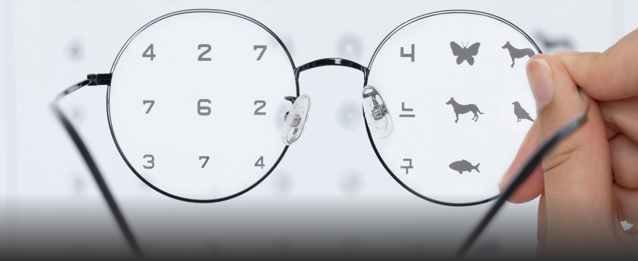 굴절력 -6.0디옵터 이상인 경우의 근시